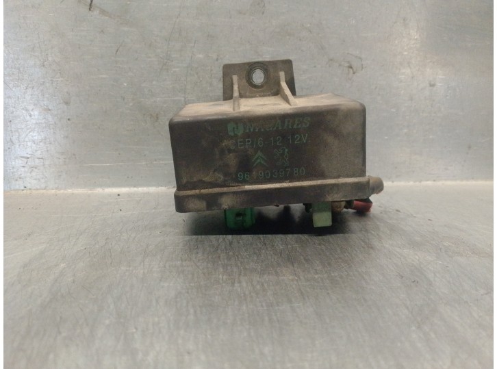 Recambio de caja precalentamiento para citroën xsara berlina 2.0 hdi cat (rhy / dw10td) referencia OEM IAM 9619039780 9619039780