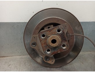 Recambio de mangueta trasera derecha para renault kangoo 1.5 dci diesel fap referencia OEM IAM 430426131R  