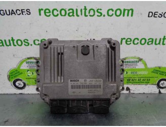 Recambio de centralita motor uce para renault megane ii berlina 5p 1.9 dci diesel referencia OEM IAM 8200310863 0281011549 BOSCH