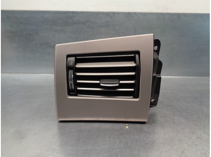 Recambio de aireador para jaguar xf 2.7 v6 diesel premium luxury referencia OEM IAM 8X23014A23AH 
