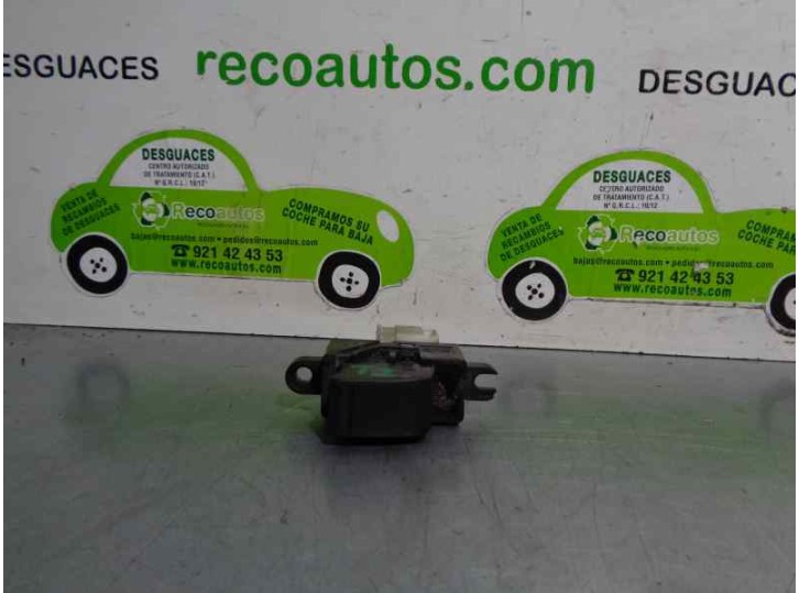 Recambio de mando elevalunas trasero izquierdo para nissan x-trail (t30) 2.2 dci diesel cat referencia OEM IAM 