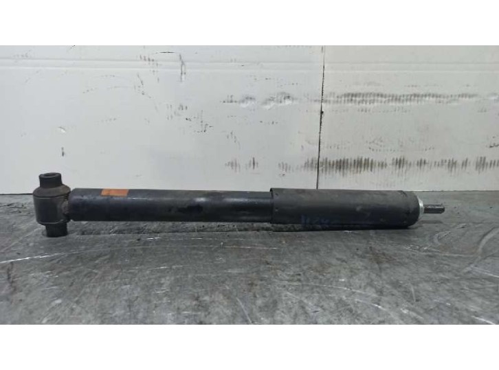 Recambio de amortiguador trasero derecho para volvo v70 familiar 2.5 turbodiesel referencia OEM IAM 8624605A  