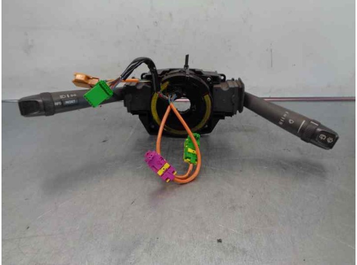 Recambio de mando luces para volvo v70 familiar 2.5 turbodiesel referencia OEM IAM 9452394  