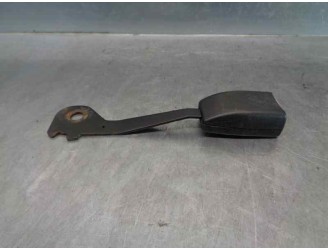 Recambio de enganche cinturon para mazda 2 berlina (dy) 1.4 diesel cat referencia OEM IAM 3M71A613K21AC 