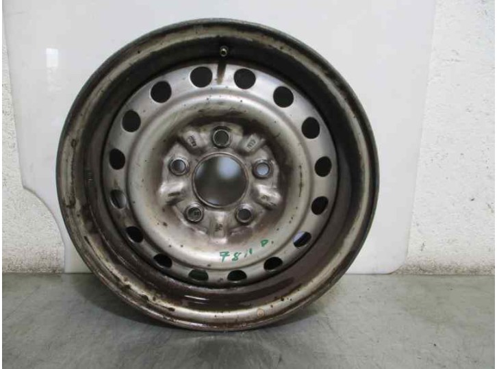 Recambio de llanta para nissan vanette cargo 2.3 diesel referencia OEM IAM 403007C300 R1451/2JX14CHET30 HIERRO