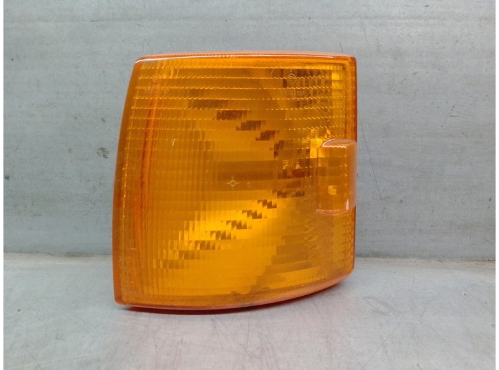 Replacement left front indicator for Volkswagen T4 Transporter/Van (mod. 1991) 2.4 Diesel OEM IAM reference 701953