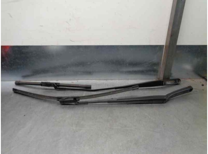 Recambio de brazo limpia delantero derecho para volkswagen polo (6r1) 1.2 tdi referencia OEM IAM   