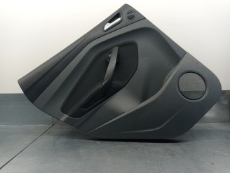 Recambio de guarnecido puerta trasera izquierda para ford c-max 1.6 tdci cat referencia OEM IAM 1806785 5 PUERTAS