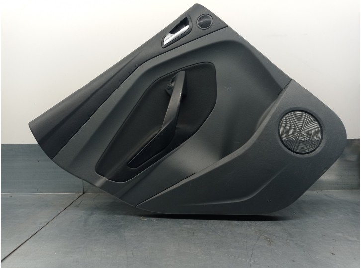 Recambio de guarnecido puerta trasera izquierda para ford c-max 1.6 tdci cat referencia OEM IAM 1806785 5 PUERTAS
