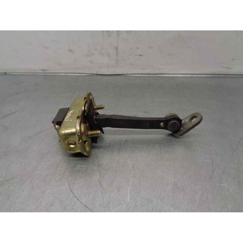 Recambio de retenedor puerta para ssangyong rodius 2.7 turbodiesel cat referencia OEM IAM 