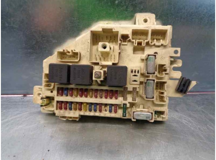 Recambio de caja reles / fusibles para jeep cherokee (j) 2.5 turbodiesel referencia OEM IAM 56007573  