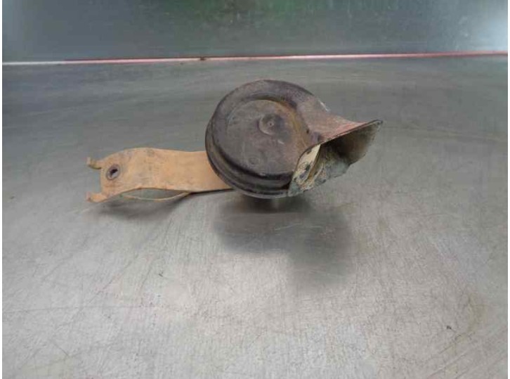 Recambio de claxon para jeep cherokee (j) 2.5 turbodiesel referencia OEM IAM 56009573 