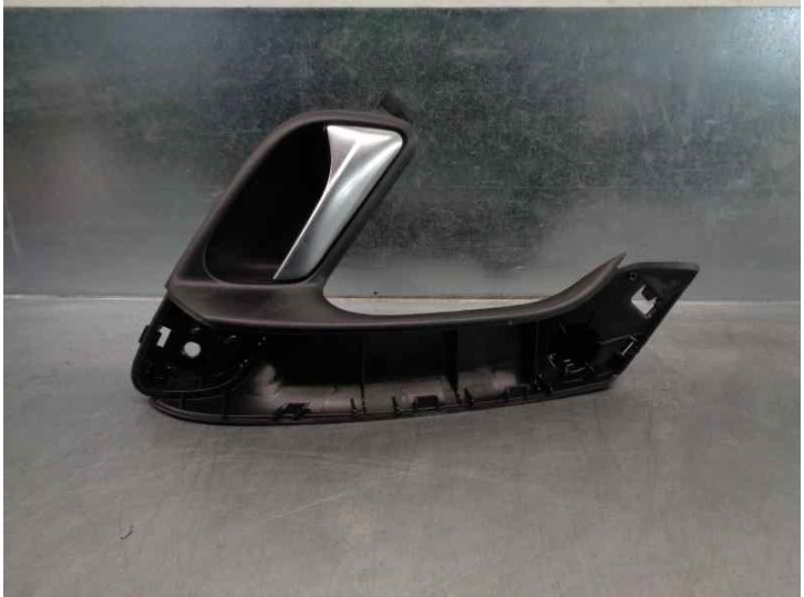 Recambio de maneta interior delantera derecha para volkswagen polo (6r1) 1.2 tdi referencia OEM IAM 6R0867180K  