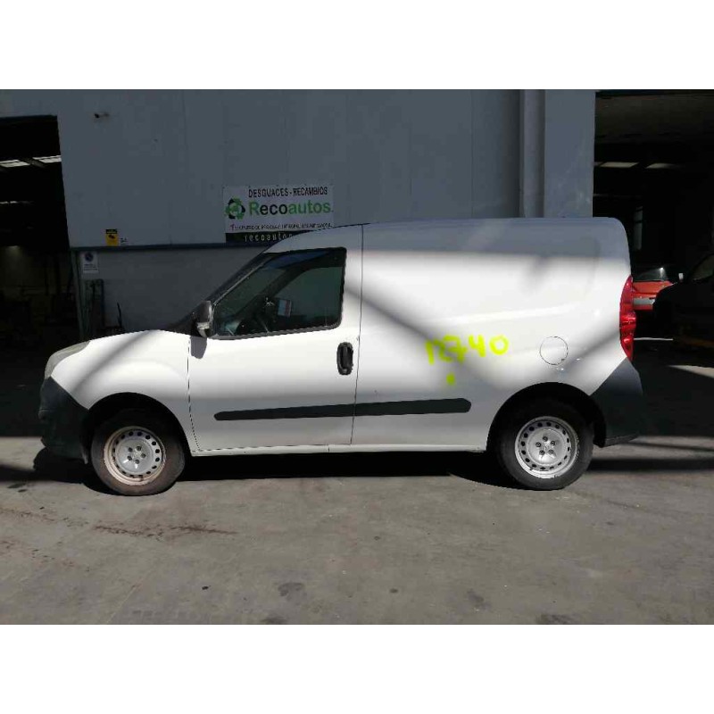 opel combo d del año 2013