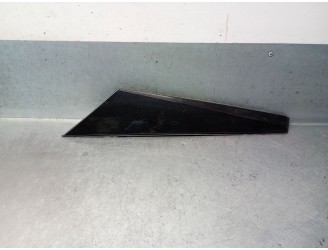 Recambio de molduras traseras para peugeot 2008 ii (ud_, us_, uy_, uj_, ur_, uc_) 1.5 bluehdi 110 (udyhsk) referencia OEM IAM 98