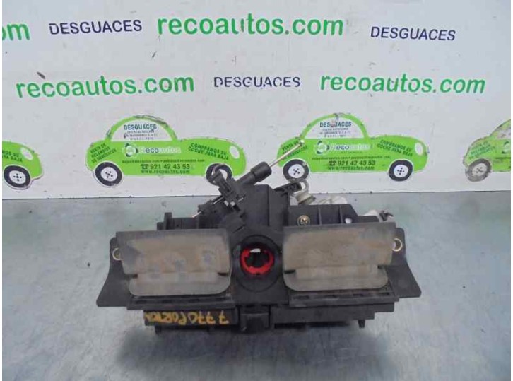 Recambio de maneta exterior porton para audi a6 berlina (4b2) 2.4 v6 30v referencia OEM IAM 