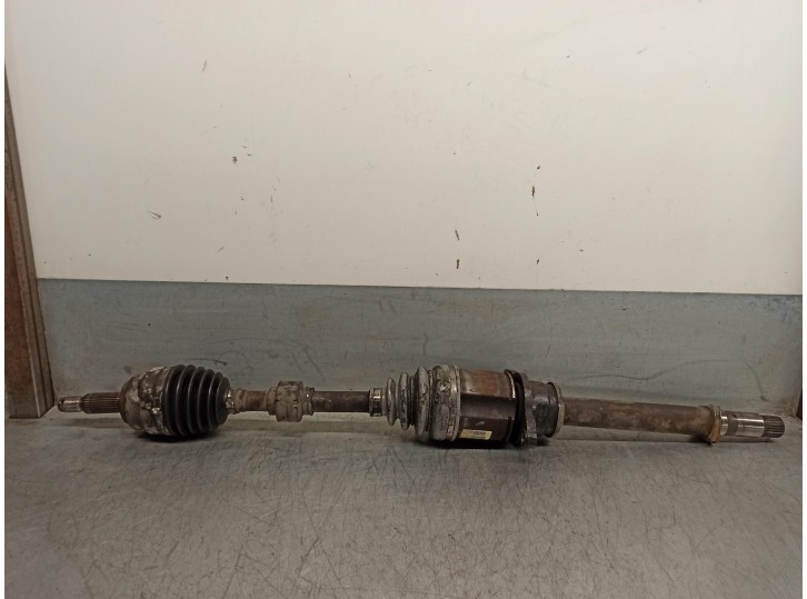 Recambio de transmision delantera derecha para dodge caliber 2.0 16v crd cat referencia OEM IAM P05105660AD 