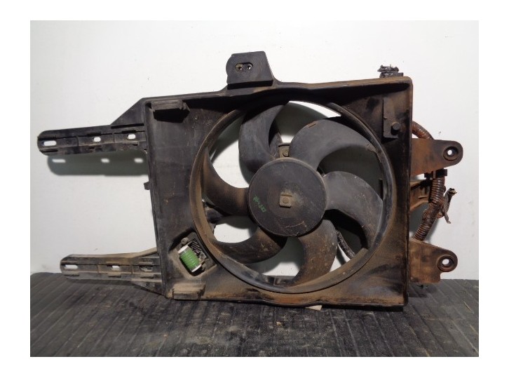 Recambio de electroventilador para fiat punto berlina (176) 60 cult referencia OEM IAM 46527421 815600200 MAGNETI MARELLI