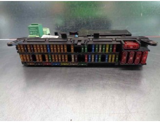 Recambio de caja reles / fusibles para bmw x5 (e53) 3.0 24v turbodiesel cat referencia OEM IAM 8380407 8380409 