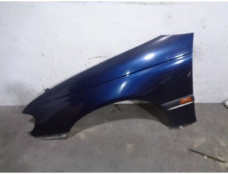 Recambio de aleta delantera izquierda para opel omega b 2.5 turbodiesel (x 25 td / u 25 td / l93) referencia OEM IAM 4693422 AZU