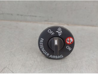 Recambio de interruptor para smart fortwo coupé (453) electric drive / eq (453.391) referencia OEM IAM 681995290R A4539056700 