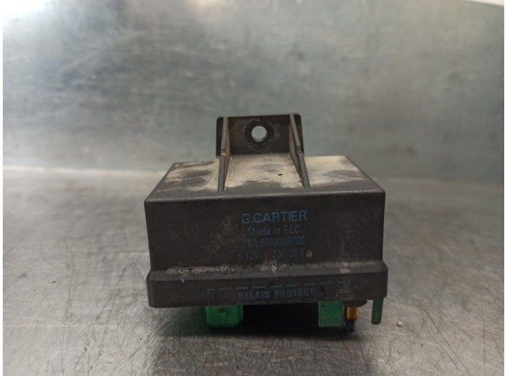 Recambio de caja precalentamiento para citroën xantia berlina 1.9 td exclusive referencia OEM IAM 9619039780 735068 G.CARTIER