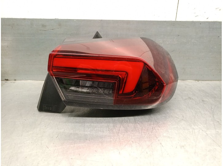Recambio de piloto trasero derecho para opel corsa f (p2jo) 1.2 (68) referencia OEM IAM 9829317880 VALEO