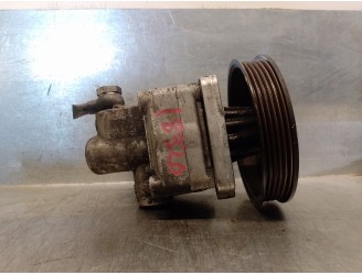Replacement power steering pump for Opel Omega B 2.5 turbodiesel (x 25 td / u 25 td / l93) OEM IAM reference 7681955261 22458