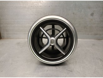 Recambio de aireador para mercedes-benz clase a (w176) a 180 cdi (176.000) referencia OEM IAM A1768300754 V093153100C