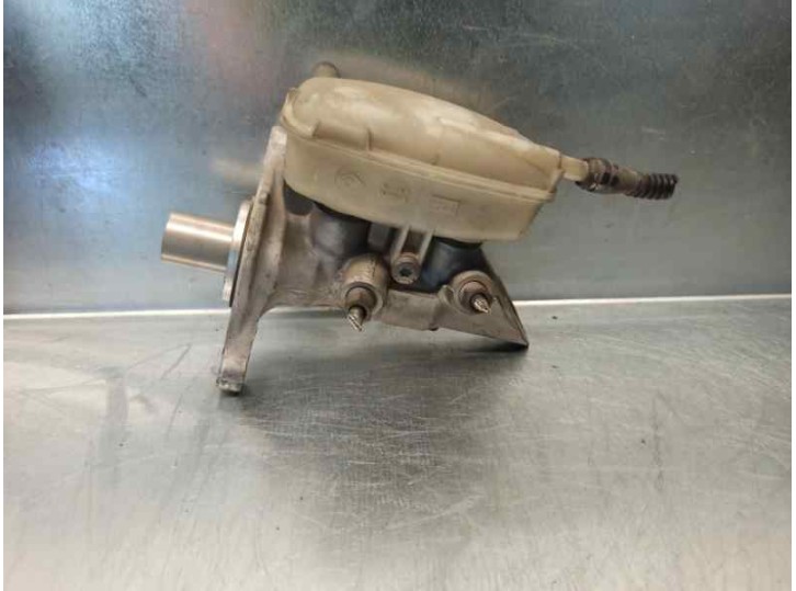 Recambio de bomba freno para renault scenic iii grand dynamique referencia OEM IAM 460910006R  
