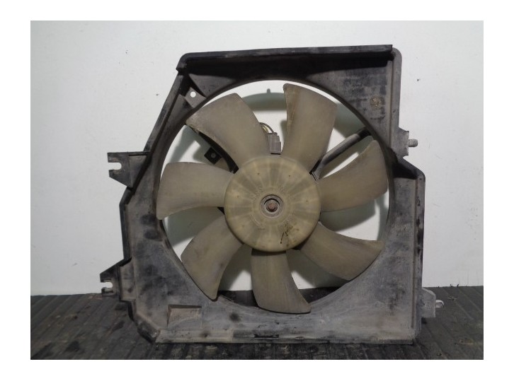 Recambio de electroventilador para mazda premacy (cp) td active referencia OEM IAM RF4P15025 1227506661 DENSO