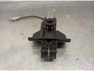 Recambio de cerradura maletero / porton para lancia delta 1.9 turbodiesel cat referencia OEM IAM 0082466362 2 PINES 5 PUERTAS