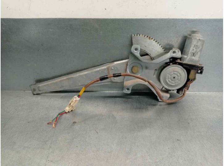 Recambio de elevalunas trasero izquierdo para mazda premacy (cp) td active referencia OEM IAM C10073590B 2 PINES 5 PUERTAS