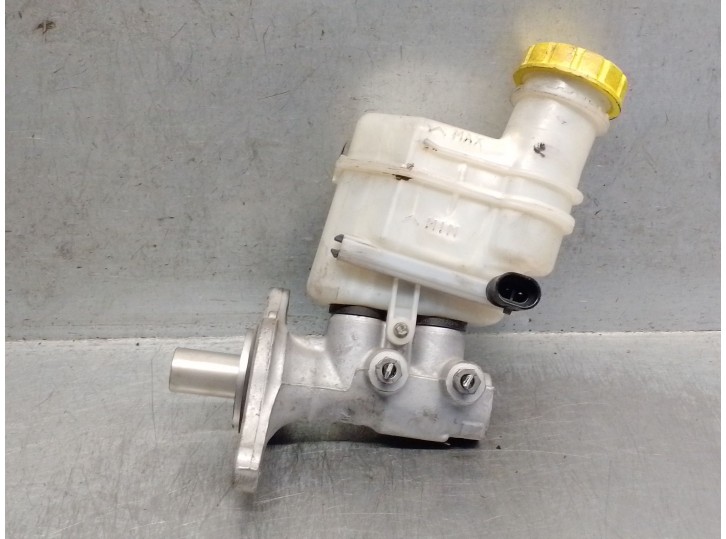 Recambio de bomba freno para ford ka (ru8) 1.3 tdci referencia OEM IAM 1560813 1560813 6744 ALTUR
