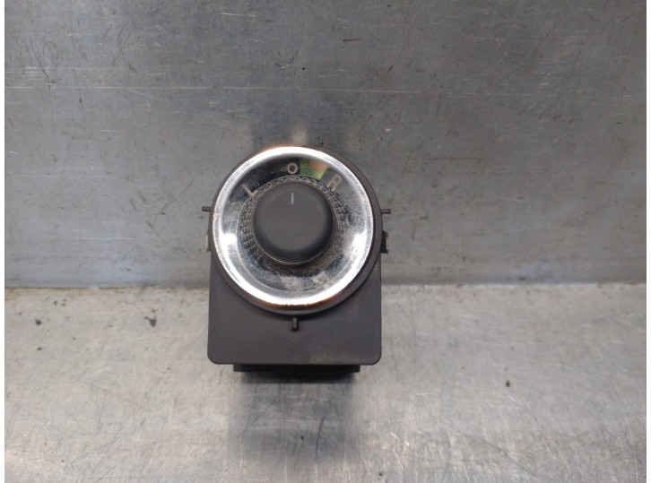 Recambio de mando retrovisor para chevrolet cruze lt referencia OEM IAM 13272182  