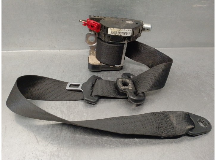 Recambio de cinturon seguridad delantero derecho para smart coupe 1.0 cat referencia OEM IAM A4518601685  