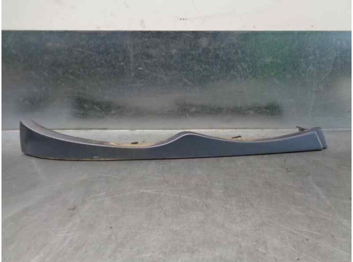 Recambio de cerquillo faro para bmw serie 3 touring (e46) 2.0 16v diesel cat referencia OEM IAM 51137030554  