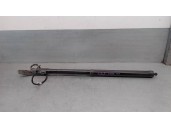 Replacement boot / tailgate struts for Porsche Cayenne (Typ 92AA) 3.0 V6 TDi CAT OEM IAM reference 7P5827851B REAR R