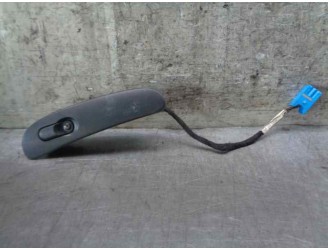 Replacement right front window regulator switch for Opel Vectra B Berlina 2.0 DTi OEM IAM reference 4953312 03155311 