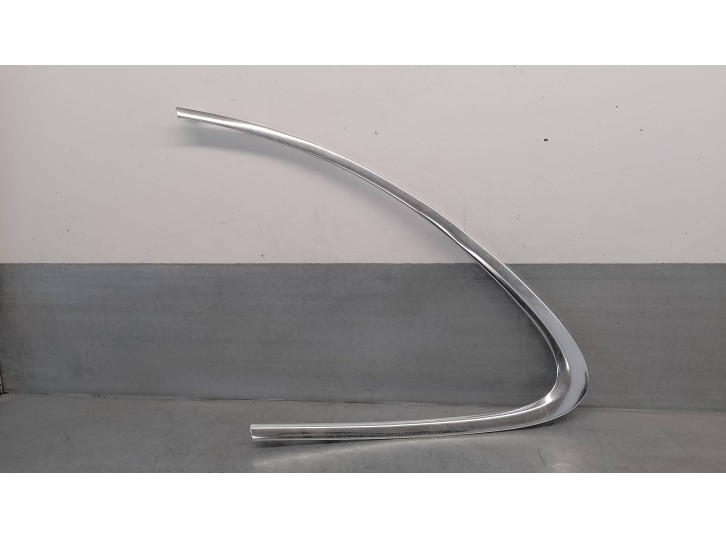 Recambio de molduras traseras para porsche cayenne (typ 92aa) 3.0 v6 tdi cat referencia OEM IAM 7P5853995 IZQUIERDO 