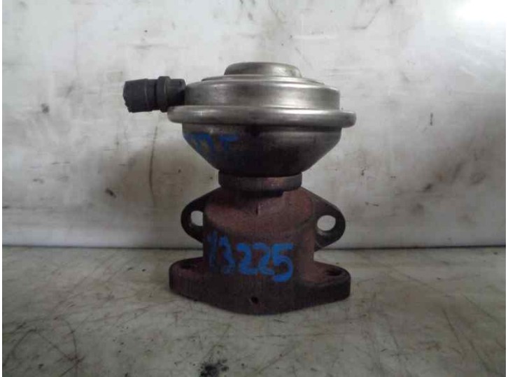 Recambio de valvula egr para audi a6 berlina (c4) 2.5 tdi cat (ael) referencia OEM IAM 046131503A 72167504 PIERBURG