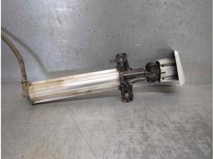 Recambio de limpia faros xenon para renault fluence 1.5 dci diesel fap referencia OEM IAM 286412997R IZQUIERDA 