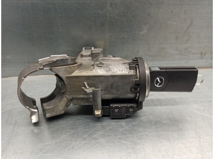 Replacement ignition switch for Mazda 6 Saloon (GH) 2.0 turbodiesel CAT OEM IAM reference GS1D66938A 5WK49005D SIEMENS