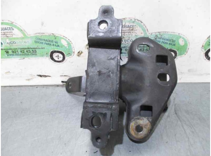 Recambio de soporte motor izquierdo para peugeot 107 1.4 hdi cat (8ht / dv4td) referencia OEM IAM 1813C8 