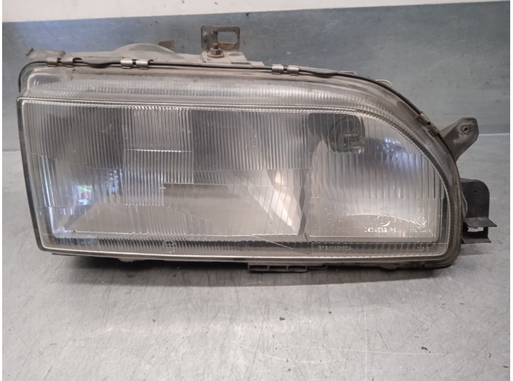 Recambio de faro derecho para ford sierra berlina 2.0 referencia OEM IAM 87BG13N010BA 4 PINES 5 PUERTAS