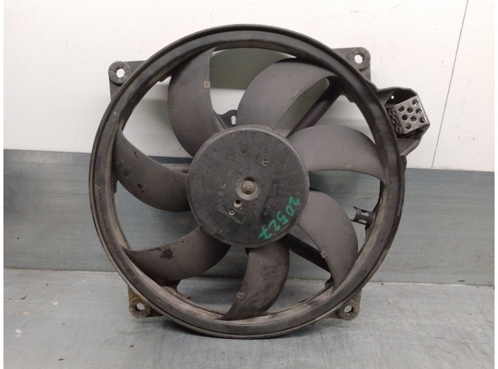 Recambio de electroventilador para renault fluence 1.5 dci diesel fap referencia OEM IAM 214810898R M155547 VALEO