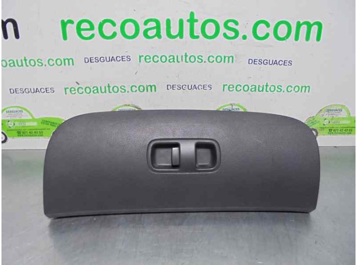 Recambio de guantera para kia carnival 2.9 crdi cat referencia OEM IAM 4D84735110  