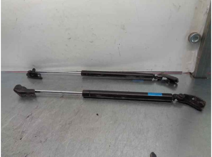 Recambio de amortiguadores maletero / porton para mazda premacy (cp) 2.0 turbodiesel cat referencia OEM IAM C10063620D C10062620