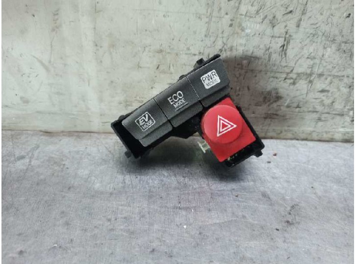 Replacement hazard warning switch for Toyota Prius (nhw30) 1.8 16v cat (hybrid) OEM IAM reference 75D8082 