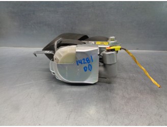 Recambio de cinturon seguridad delantero derecho para hyundai i40 1.7 crdi cat referencia OEM IAM 888203Z000RY ON PRETENSOR 5 PU